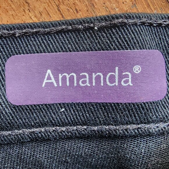 NWOT Gloria Vanderbilt Black "Amanda" Straight Leg Denim Size 8 - Picture 7 of 13